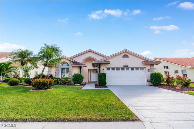 16131 Kelly Woods DR, Fort Myers, FL 33908