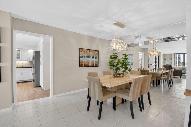 2220 S Ocean Boulevard 304, Delray Beach, FL 33483