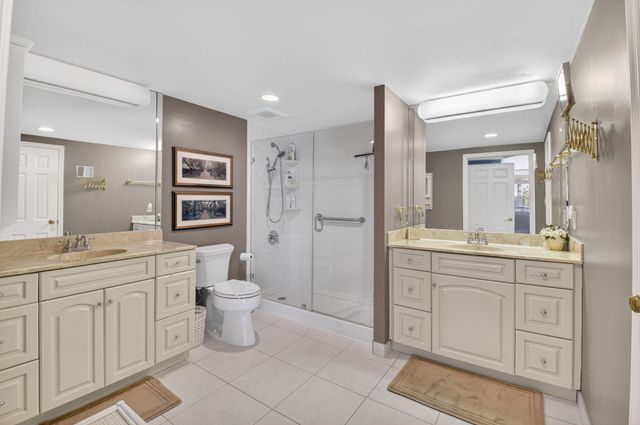 2220 S Ocean Boulevard 304, Delray Beach, FL 33483