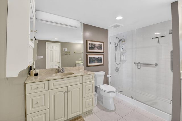 2220 S Ocean Boulevard 304, Delray Beach, FL 33483