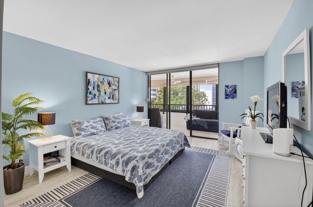 2220 S Ocean Boulevard 304, Delray Beach, FL 33483