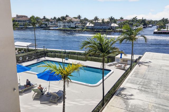 2220 S Ocean Boulevard 304, Delray Beach, FL 33483