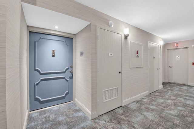 2220 S Ocean Boulevard 304, Delray Beach, FL 33483