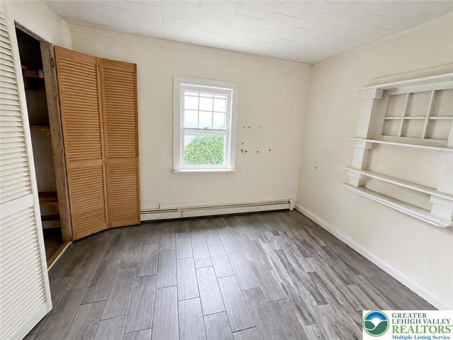 3540 Mountain Road 3538, Slatington Boro, PA 18080