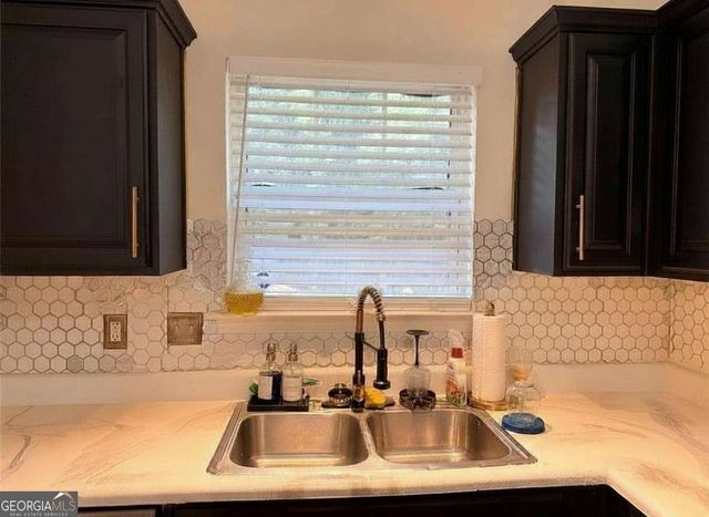 5867 Amerson Lane, Ellenwood, GA 30294