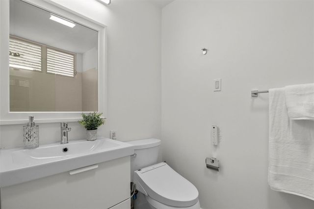 52 CAMINO DEL ZORZAL, Dorado, PR 00646