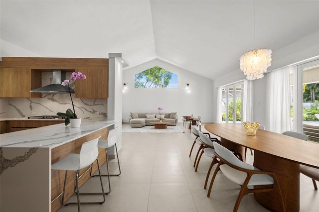 52 CAMINO DEL ZORZAL, Dorado, PR 00646