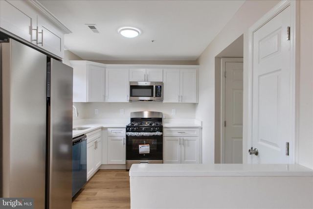 3209 W GLENREED CT, Glenarden, MD 20706