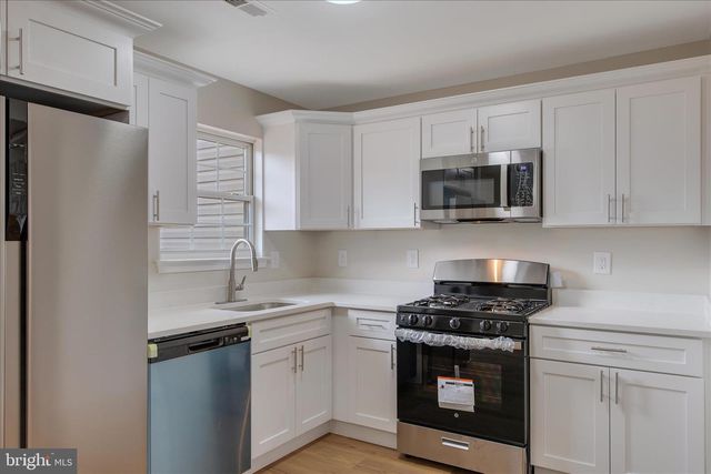 3209 W GLENREED CT, Glenarden, MD 20706