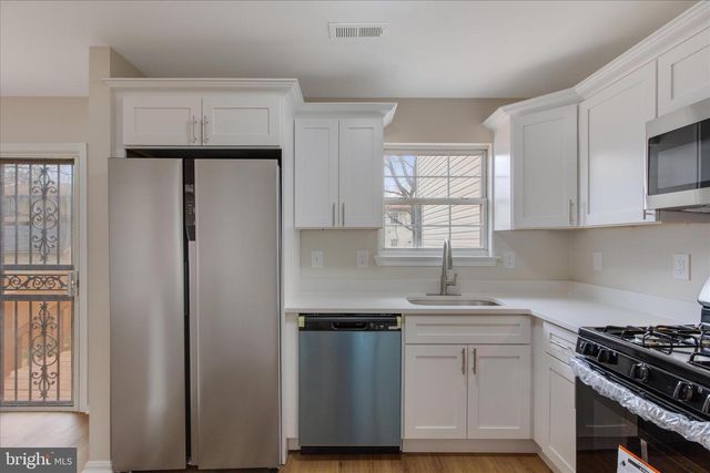 3209 W GLENREED CT, Glenarden, MD 20706