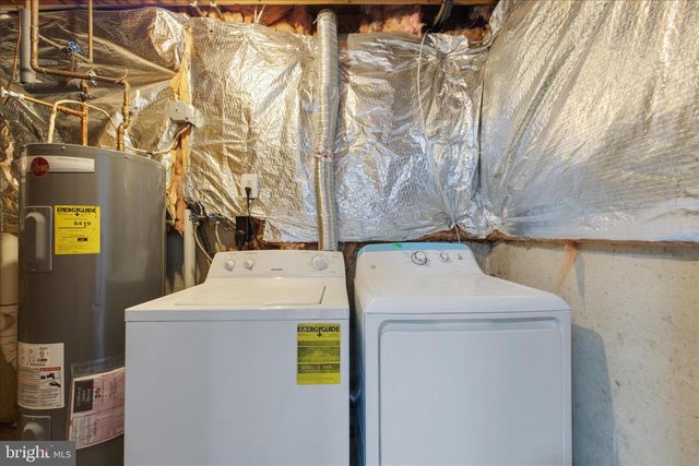 3209 W GLENREED CT, Glenarden, MD 20706