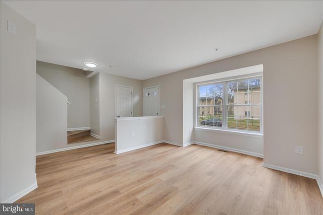 3209 W GLENREED CT, Glenarden, MD 20706