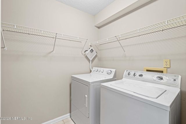 649 HUMMINGBIRD Court, St. Johns, FL 32259