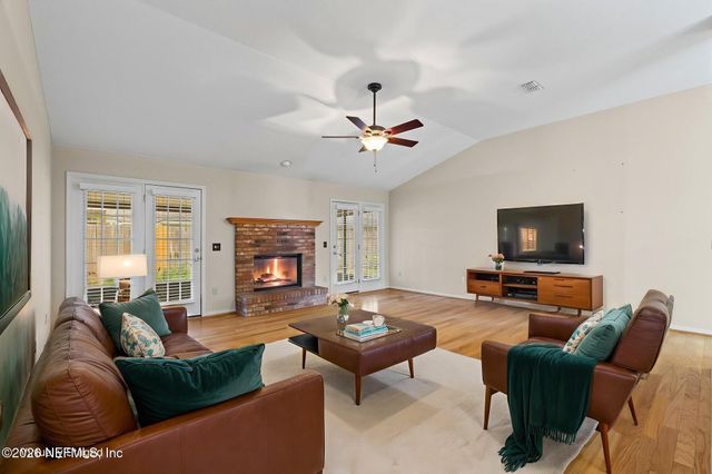 649 HUMMINGBIRD Court, St. Johns, FL 32259