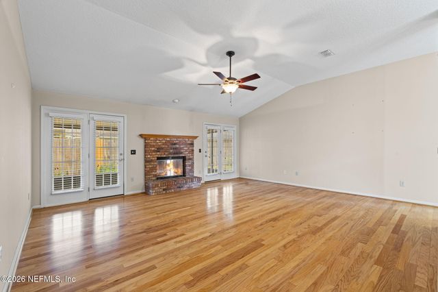 649 HUMMINGBIRD Court, St. Johns, FL 32259