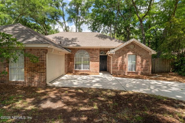 649 HUMMINGBIRD Court, St. Johns, FL 32259