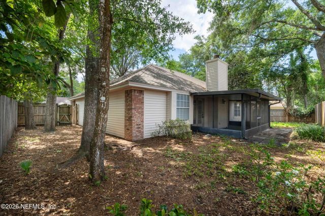 649 HUMMINGBIRD Court, St. Johns, FL 32259