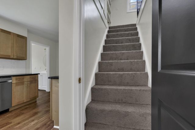 347 Wayne Avenue, Newark, OH 43055