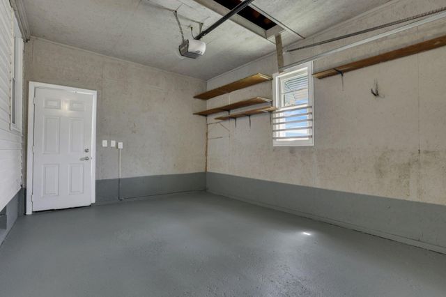 347 Wayne Avenue, Newark, OH 43055