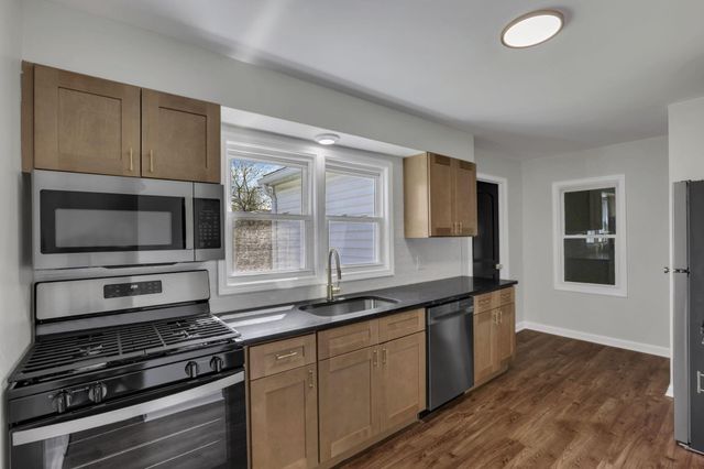 347 Wayne Avenue, Newark, OH 43055