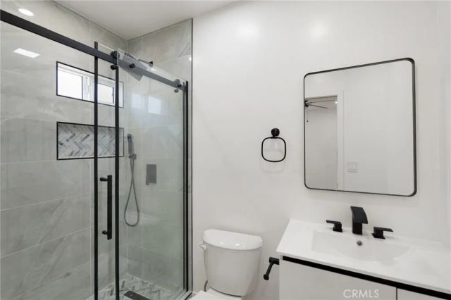 16903 Freeman Avenue, Lawndale, CA 90260