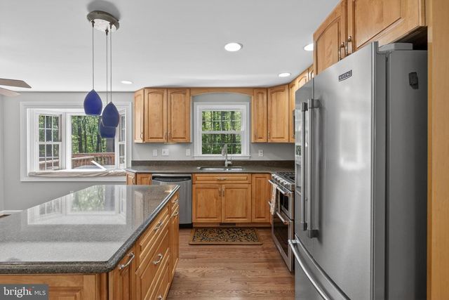 2909 BLUE ROBIN CT, Oak Hill, VA 20171
