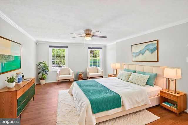 2909 BLUE ROBIN CT, Oak Hill, VA 20171