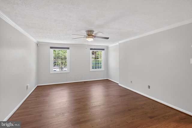 2909 BLUE ROBIN CT, Oak Hill, VA 20171