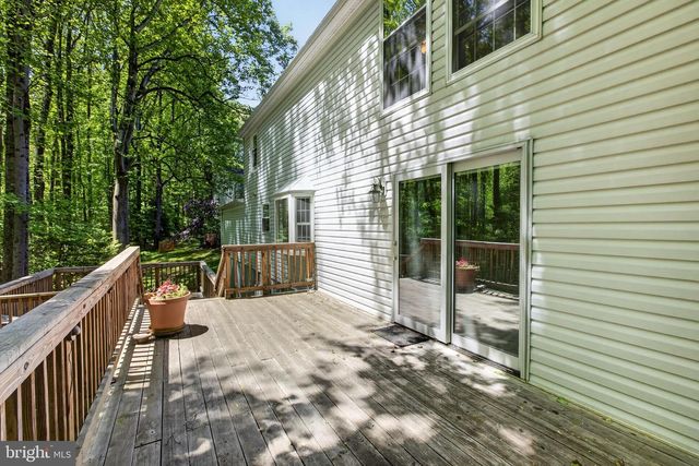 2909 BLUE ROBIN CT, Oak Hill, VA 20171
