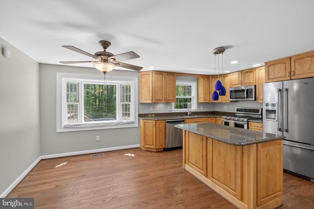 2909 BLUE ROBIN CT, Oak Hill, VA 20171