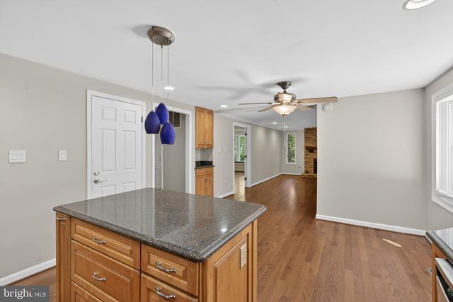2909 BLUE ROBIN CT, Oak Hill, VA 20171