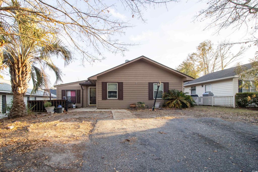 41 Channing Dr., Little River, SC 29566