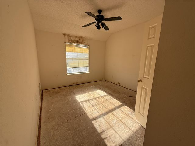 7606 Glenstone Street, Rowlett, TX 75089