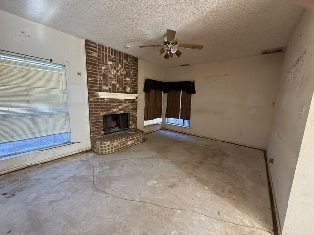 7606 Glenstone Street, Rowlett, TX 75089