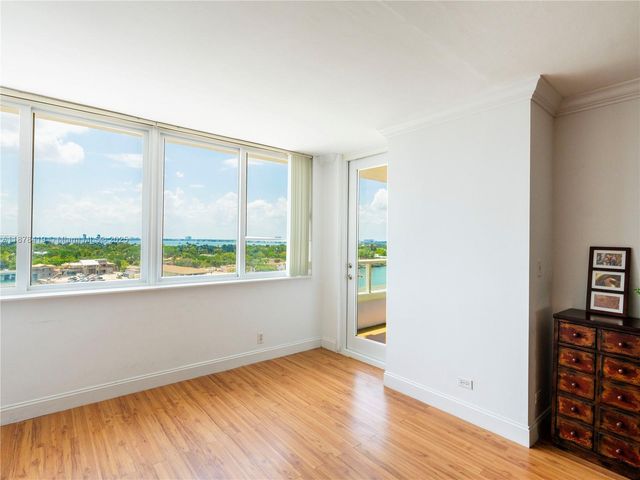 5005 Collins Ave 1105, Miami Beach, FL 33140