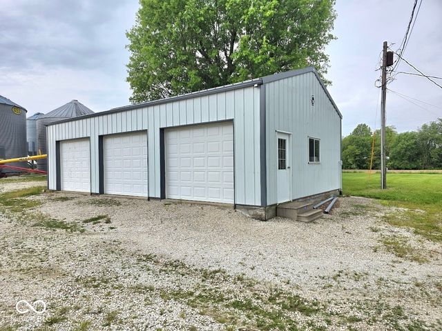 6166 S County Road 480 E, Greensburg, IN 47240
