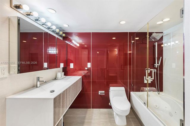 5151 Collins Ave 1420, Miami Beach, FL 33140
