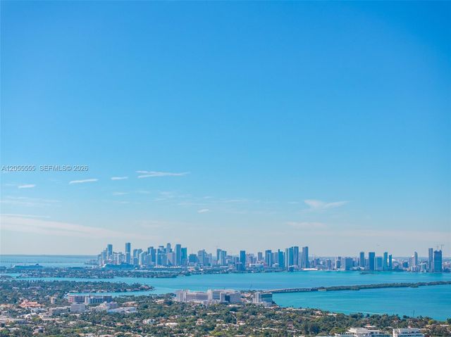 5151 Collins Ave 1420, Miami Beach, FL 33140