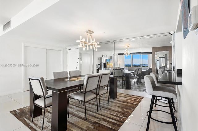 5151 Collins Ave 1420, Miami Beach, FL 33140