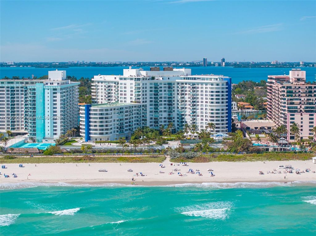 5151 Collins Ave 1420, Miami Beach, FL 33140