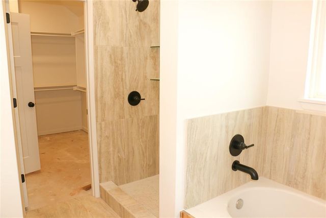 1210 Tawny Hills Road, Piedmont, OK 73078