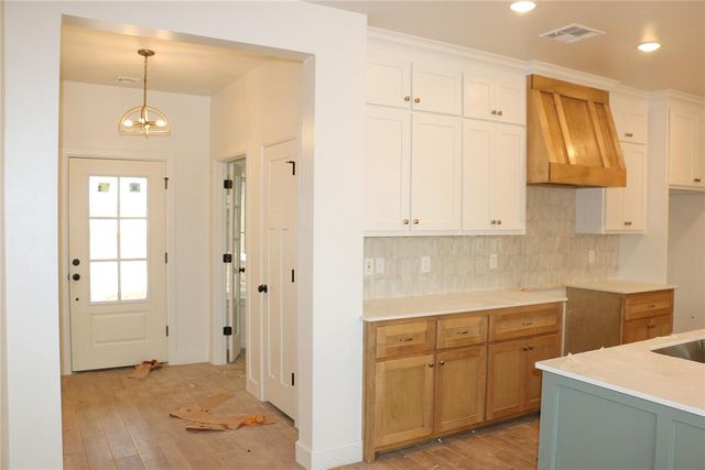 1210 Tawny Hills Road, Piedmont, OK 73078