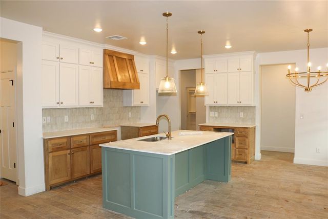 1210 Tawny Hills Road, Piedmont, OK 73078