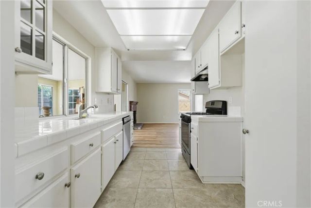 2640 Minford Court, Lancaster, CA 93536