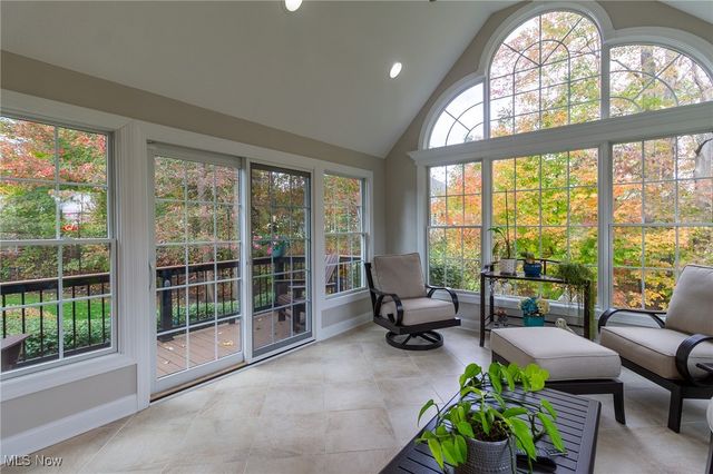 257 Sapphire Lane, Streetsboro, OH 44241