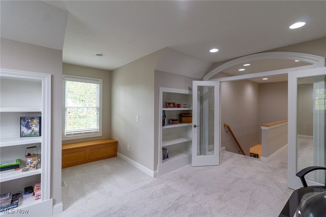 257 Sapphire Lane, Streetsboro, OH 44241