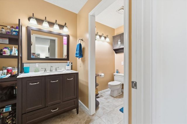 48 Commodore Drive, Salem, SC 29676