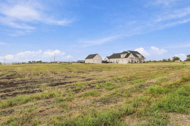 1951 County Road 2162, Caddo Mills, TX 75135