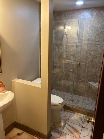 281 Oak Hammock Drive NW, Kennesaw, GA 30152