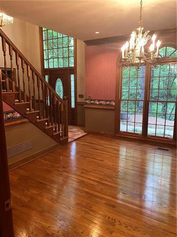 281 Oak Hammock Drive NW, Kennesaw, GA 30152